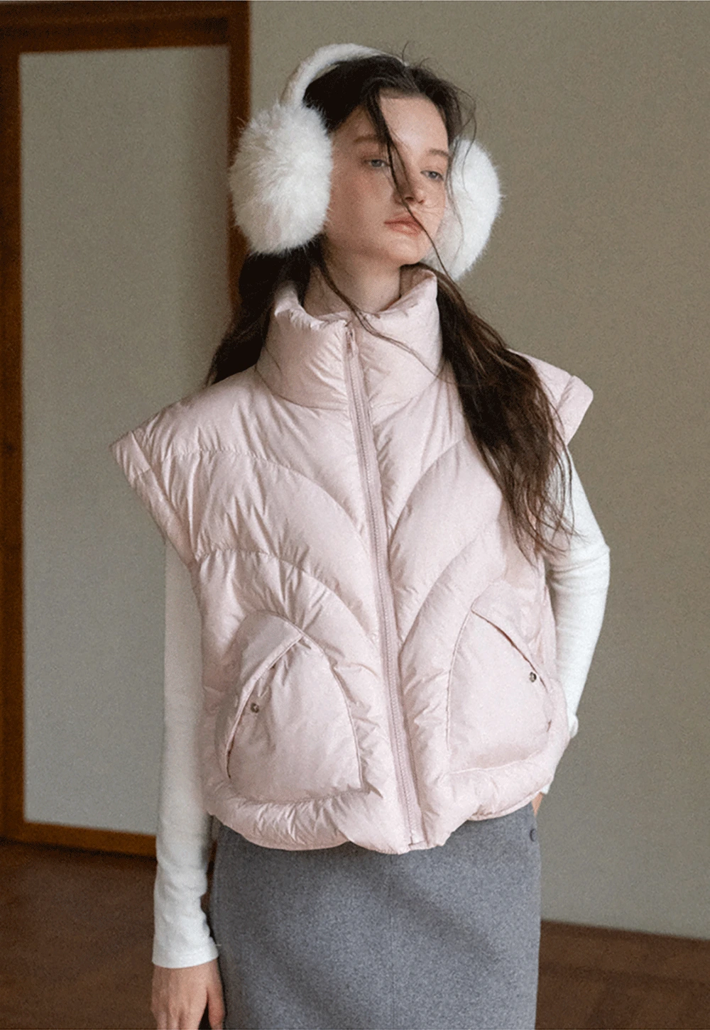 2-Way Short Puffer Jacket with Heart Pockets