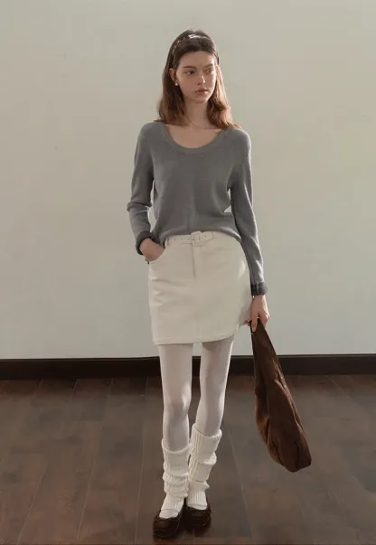 Ribbed Scoop Neck Long-Sleeve Top