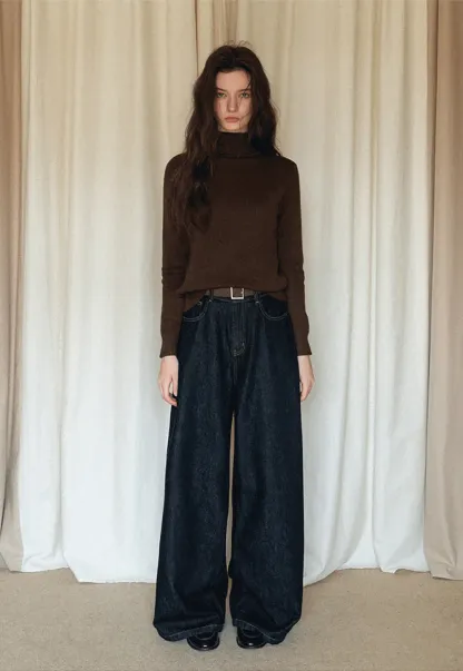 Wide-Leg Dark Wash Jeans