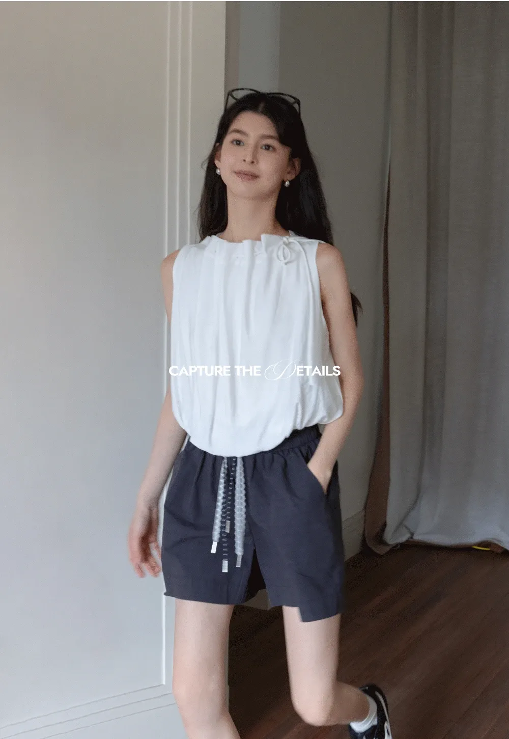 Women’s Gingham Tie-Neck Sleeveless Top
