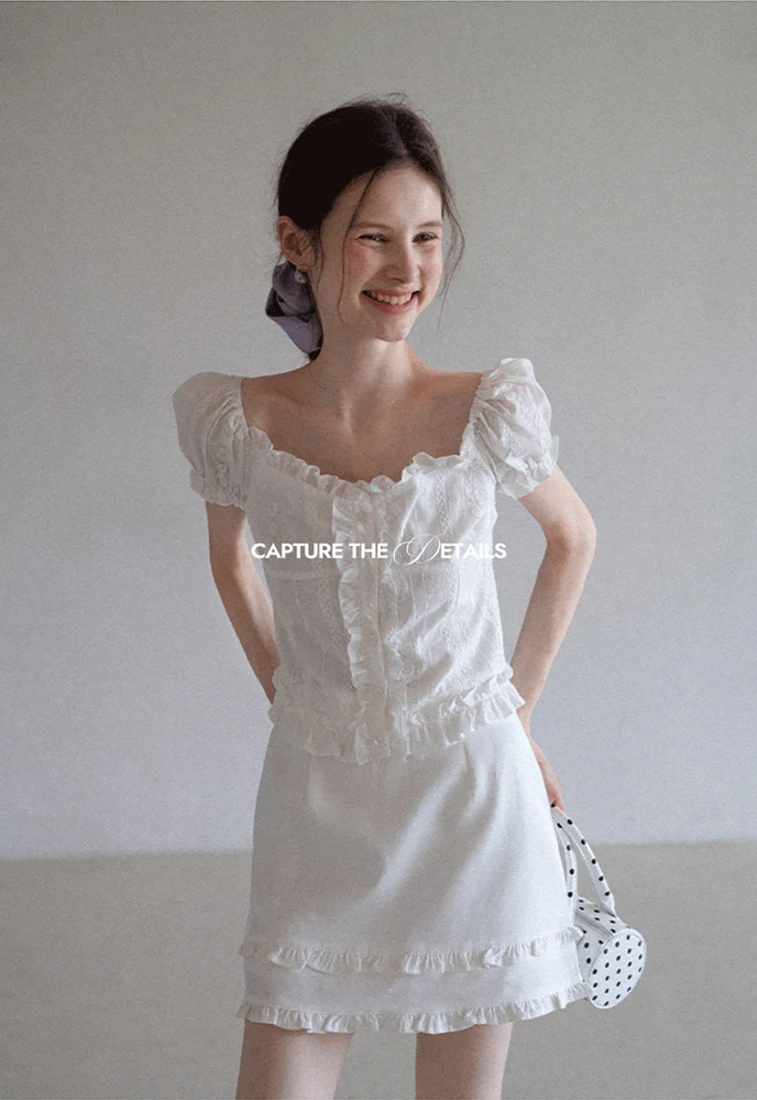 Women’s Puff Sleeve Ruffle Button Blouse