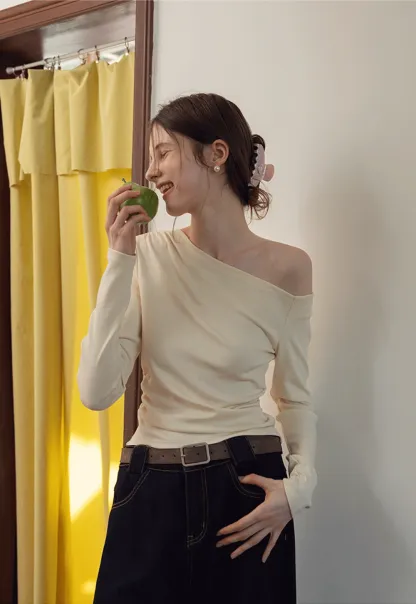 Women's Off-Shoulder Ruched Long-Sleeve Top