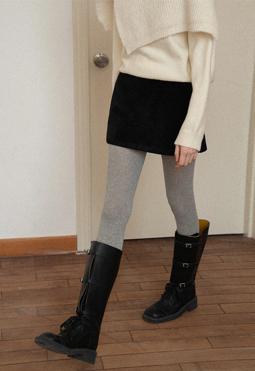 Women Velvet Mini Skirt for Winter