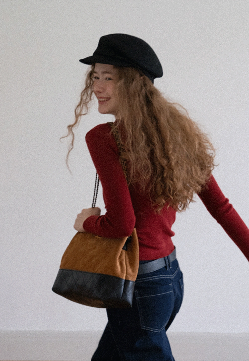 Cut-Out Button Long Sleeve Knit Top