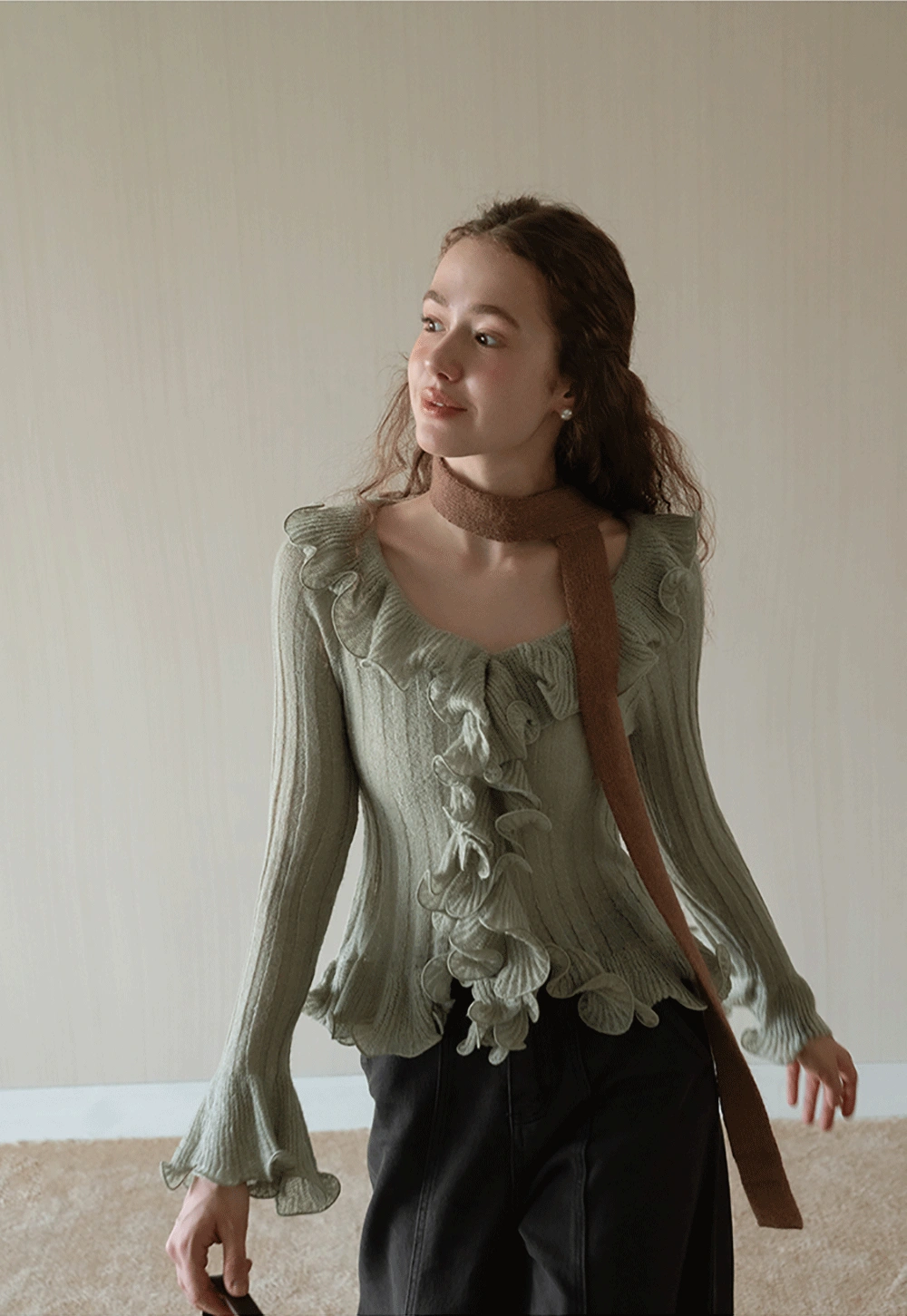 Womens Ruffle Hem Flared Sleeve Knit Top