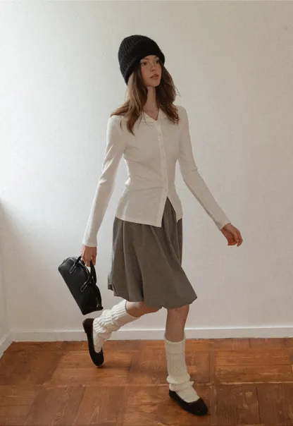 Elegant Ribbed Top with Button Detailing