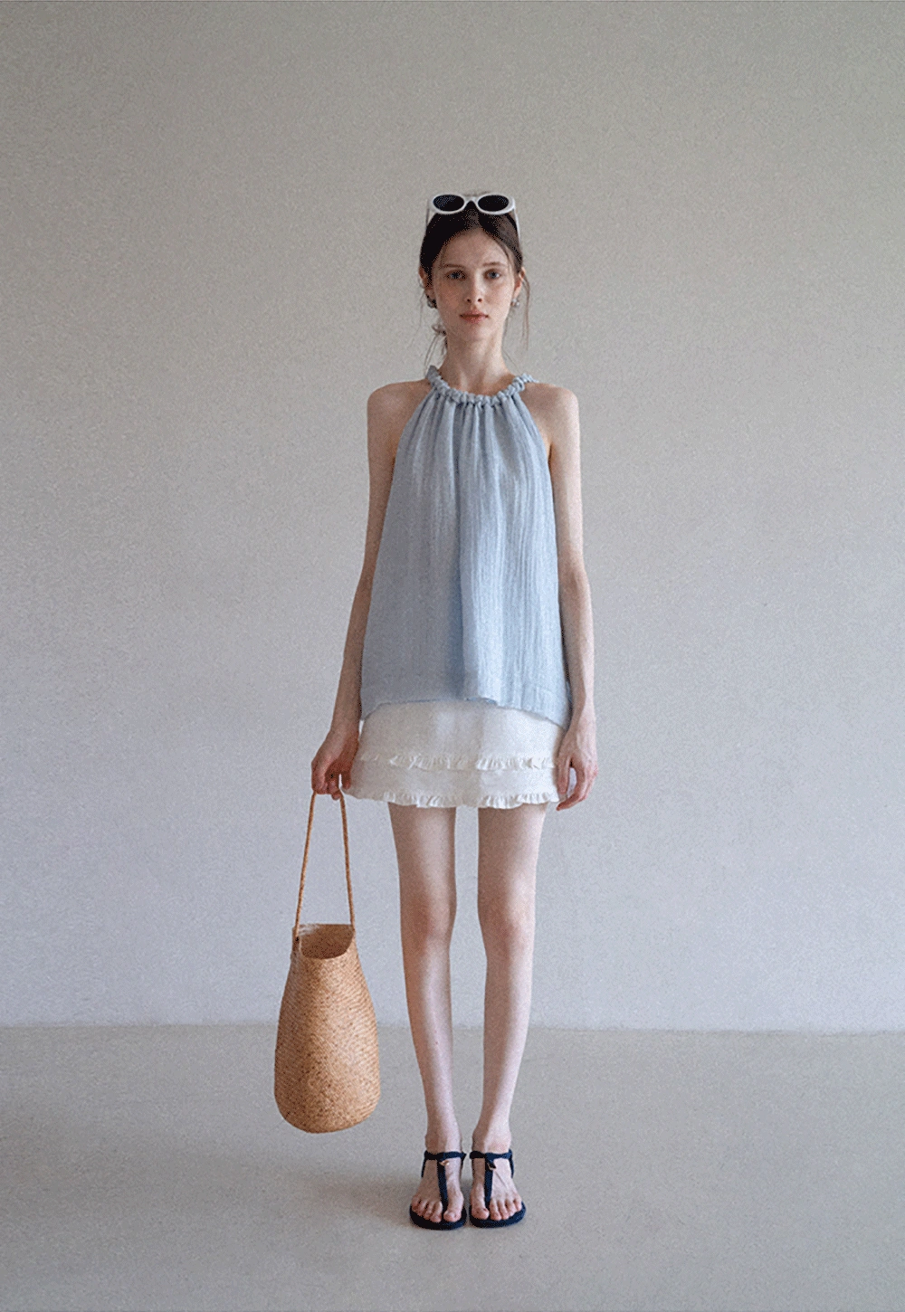 Women's Halter Neck Pleated Sleeveless Top