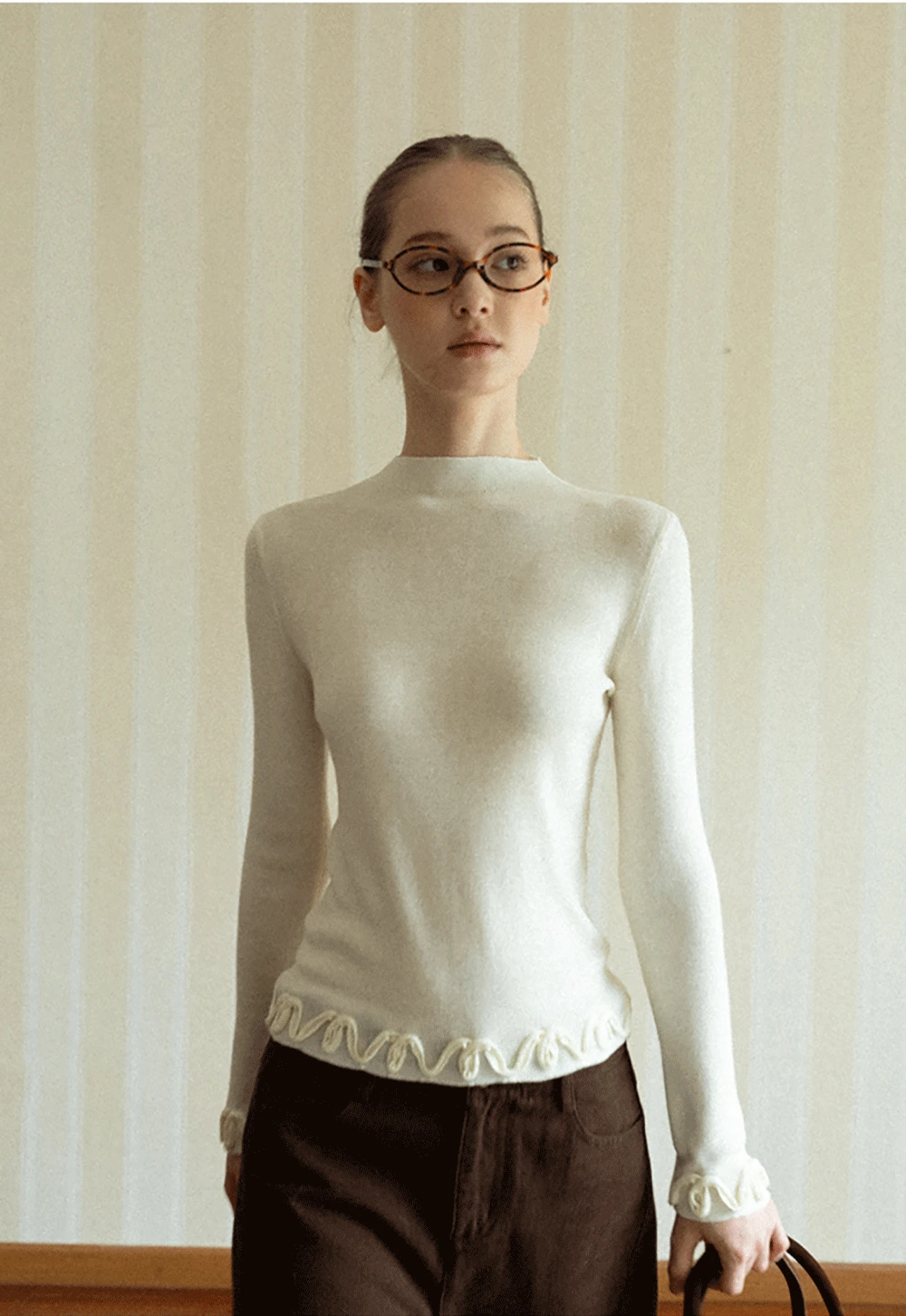 Chic Knit Sweater with Ruffle Edges