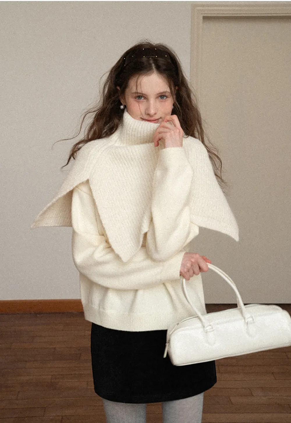 Women Velvet Mini Skirt for Winter