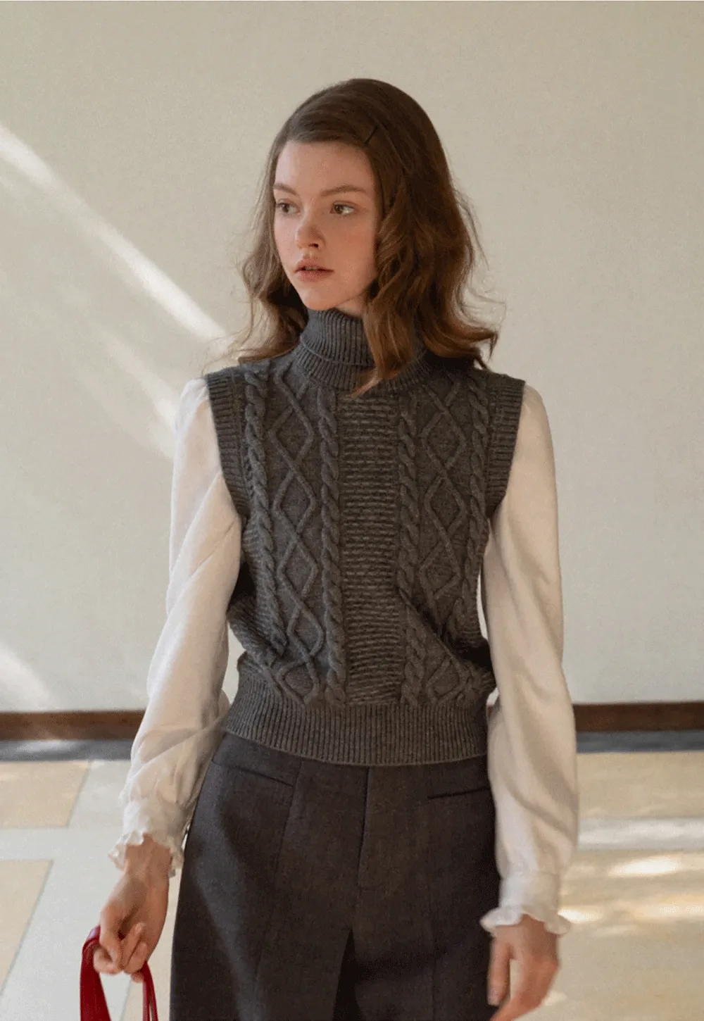 Cable Knit Sleeveless Turtleneck Sweater