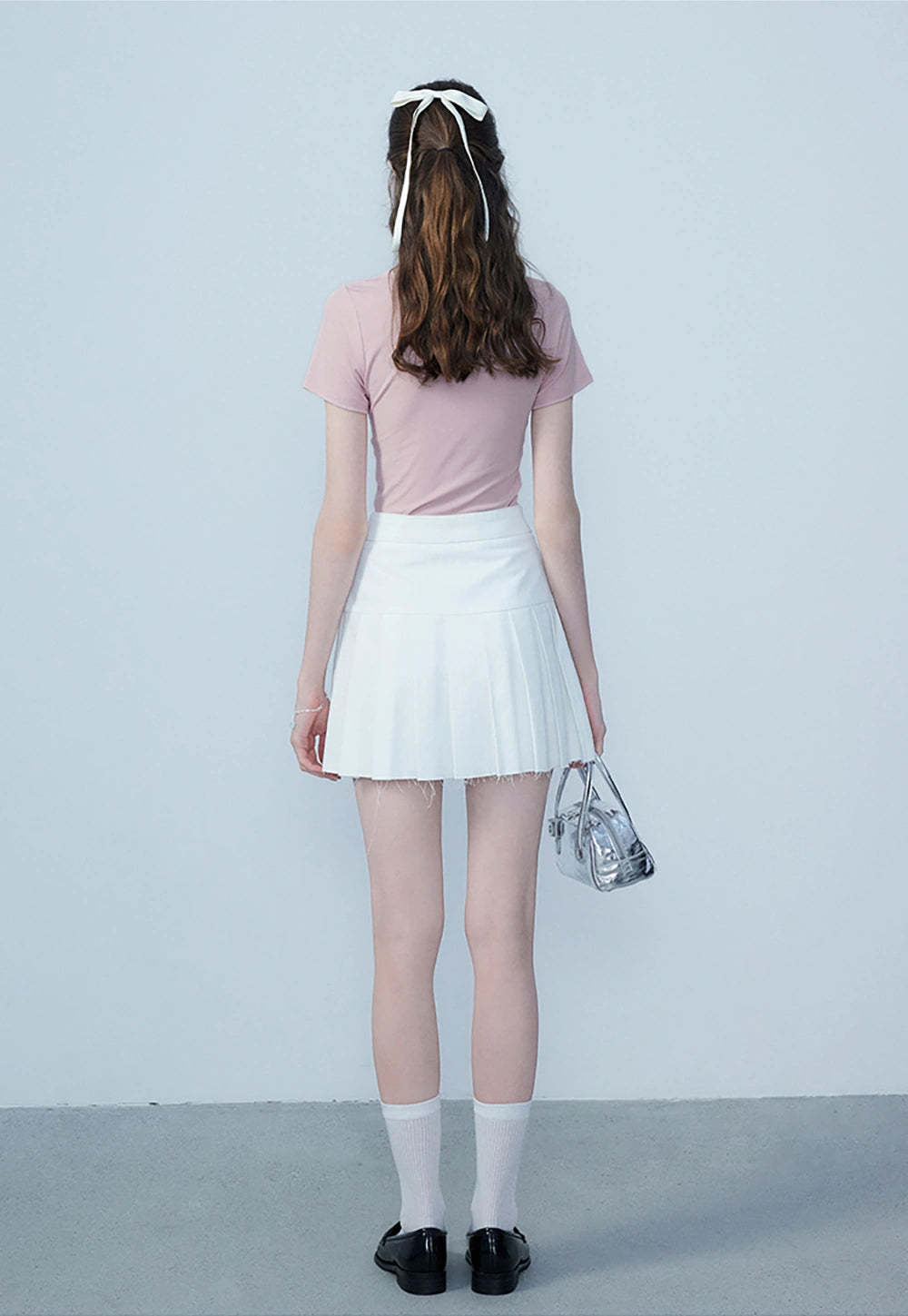 Elegant Women's V-Neck Slim Fit Knot T-Shirt - Flattering and Stylish