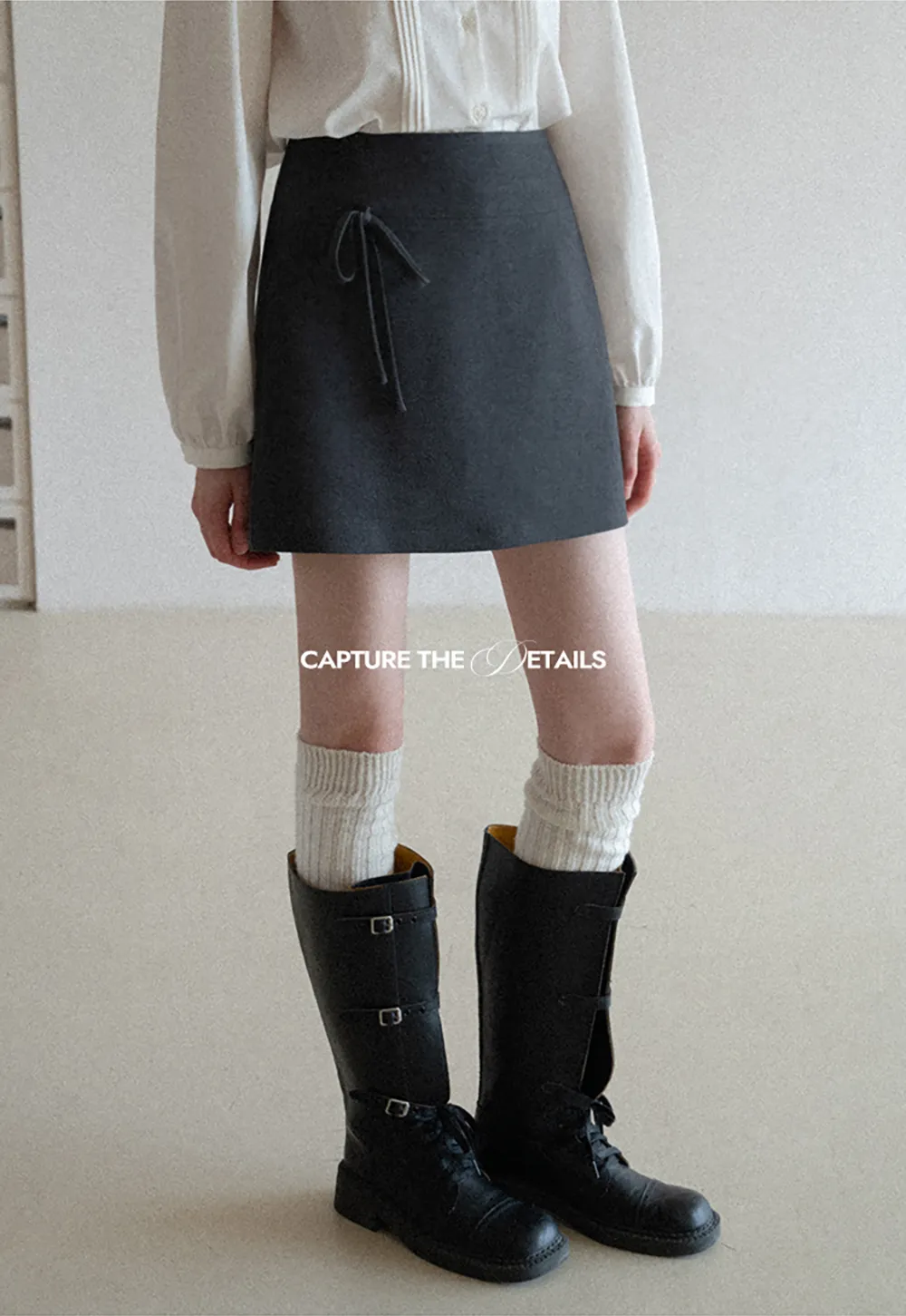 A-line mini skirt with front zipper closure