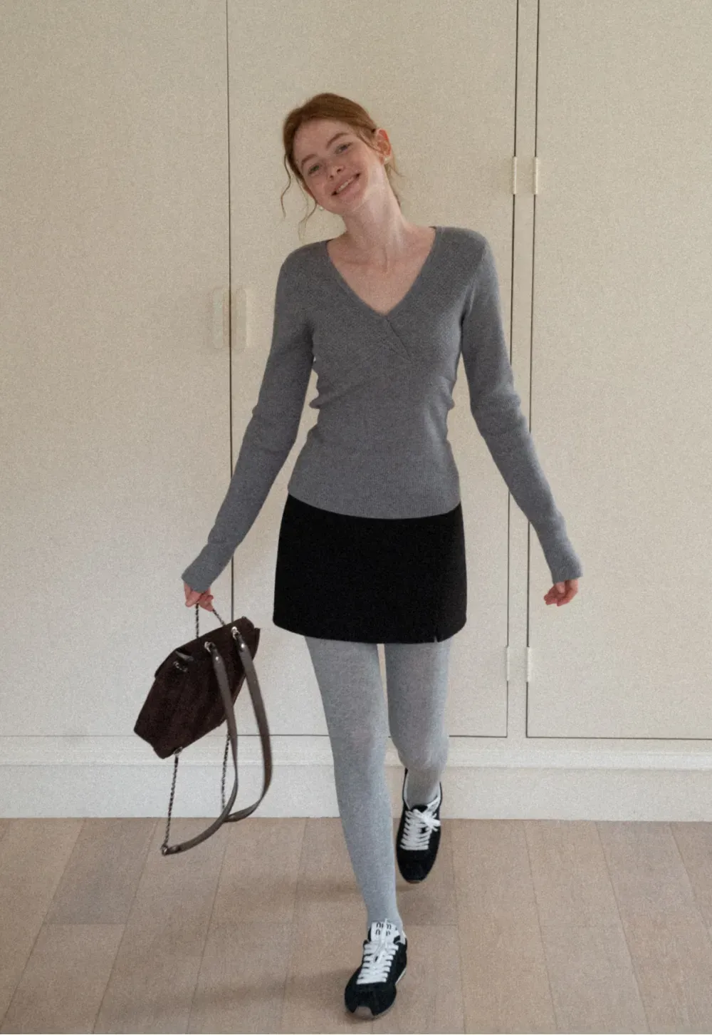 Ribbed knit sweater with round neckline long sleeves simple design