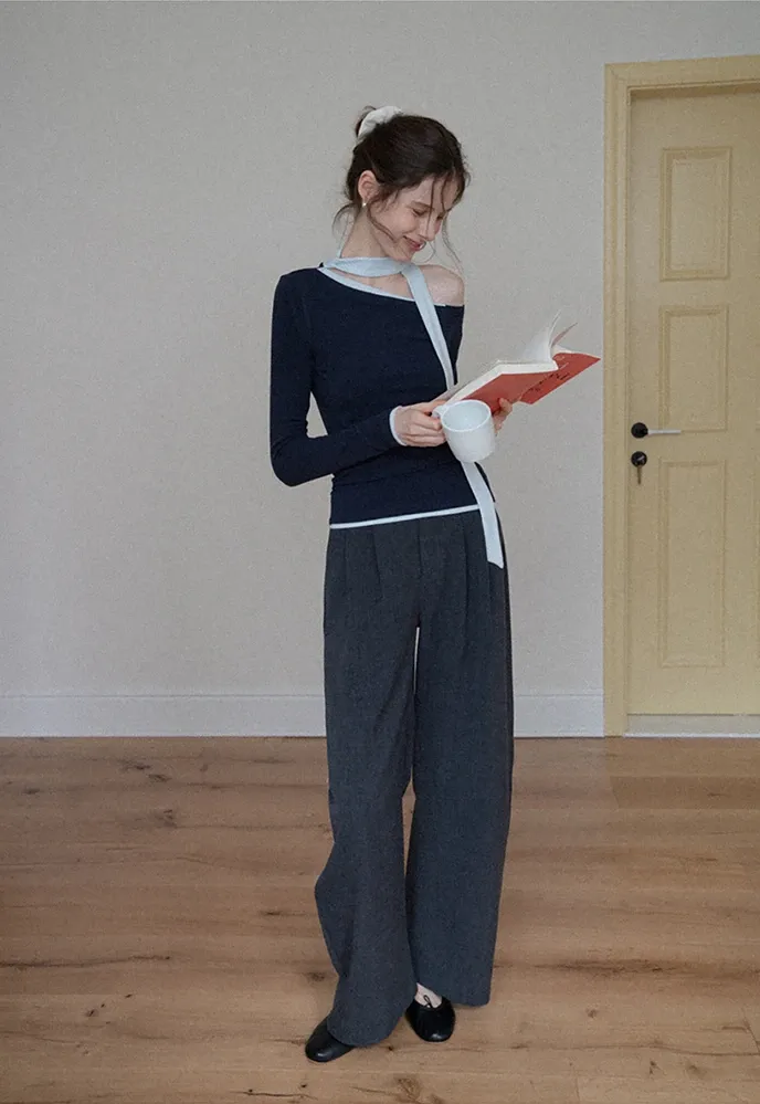 Wide-Leg Pleated Pants