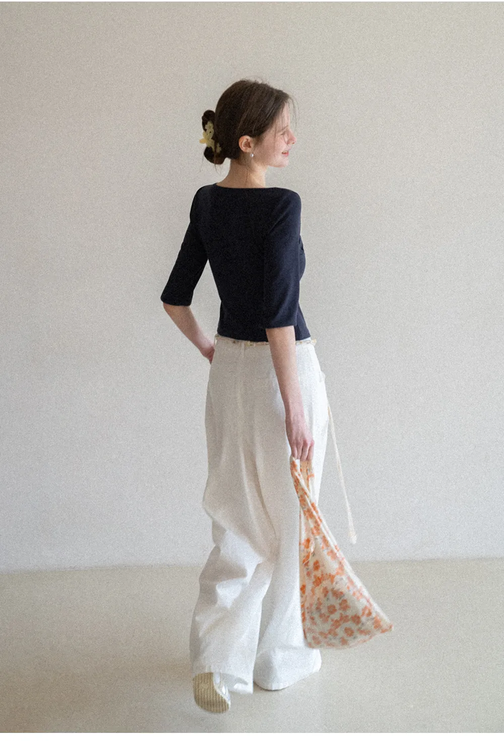 Square neck short sleeve top with gathered detail