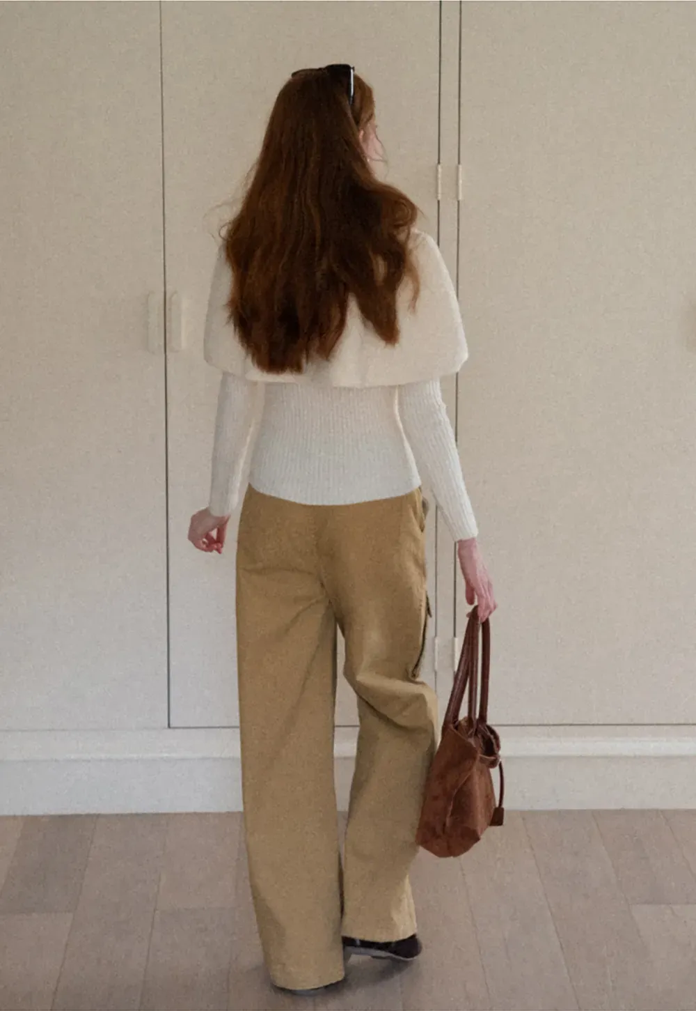 Wide leg utility pants with back pockets and side seams