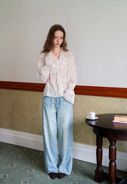 Women's Wide Leg Distressed Jeans with Braided Belt