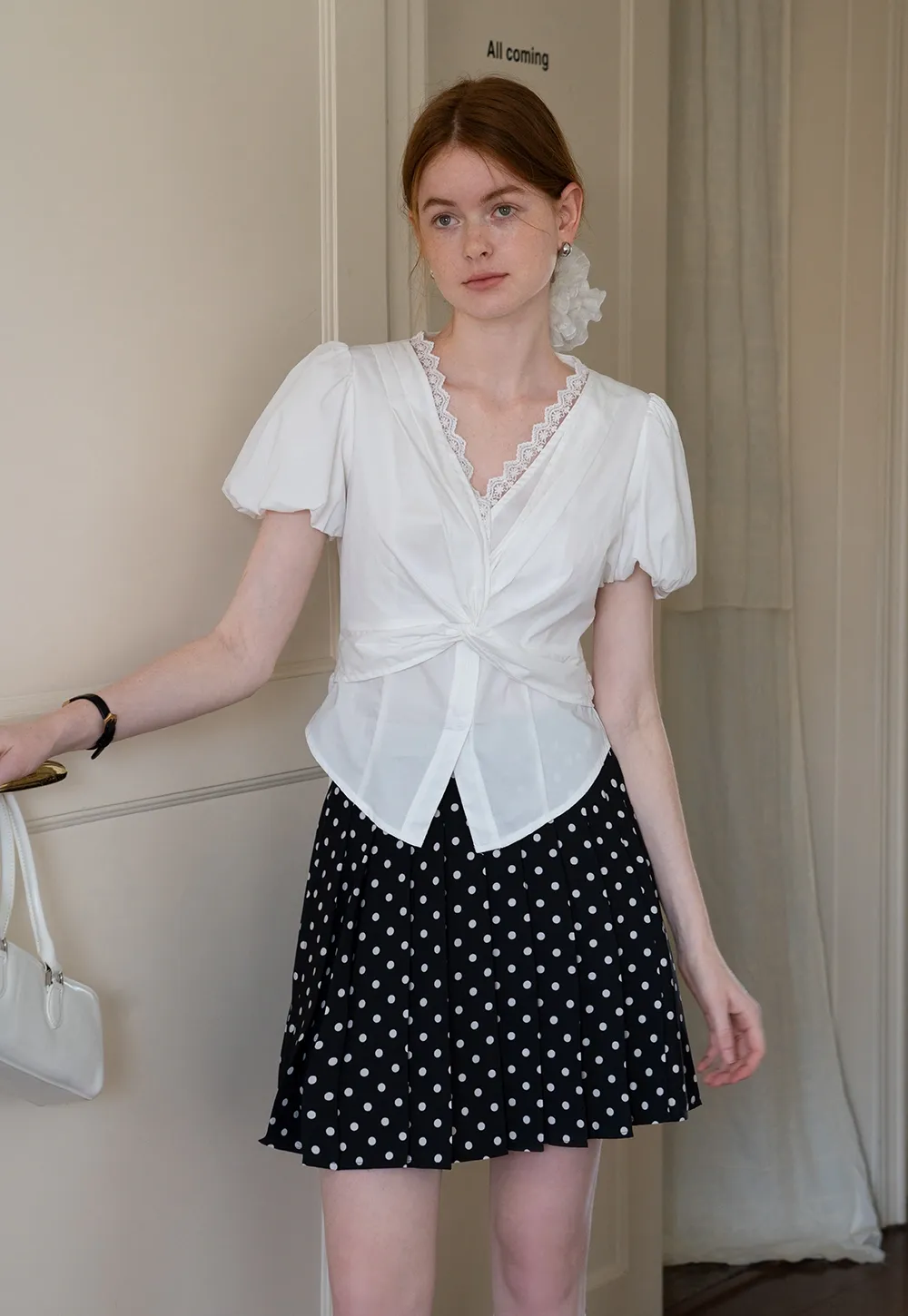 Lace V-Neck Puff Sleeve Top