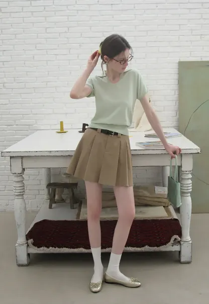 V Neck Short Sleeve Knit Sweater with Collar