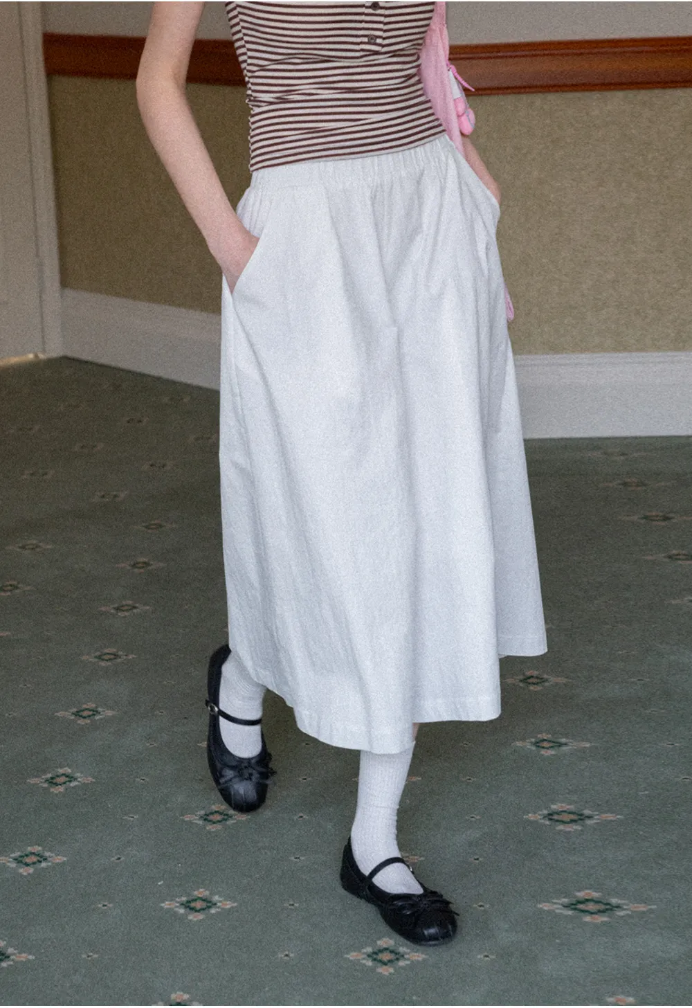 Wide Leg Cropped Casual Pants with Elastic Waist