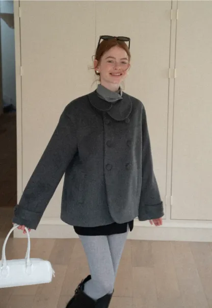 Elegant Wool Jacket for Women Simple Design Warm Coat