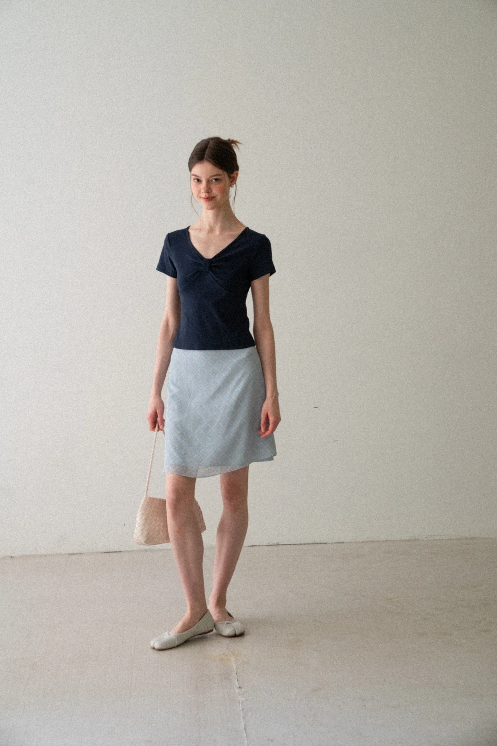 V neck short sleeve top with front knot detail