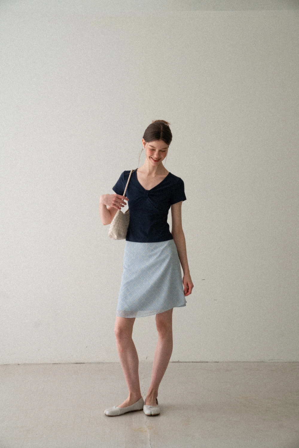 V neck short sleeve top with front knot detail