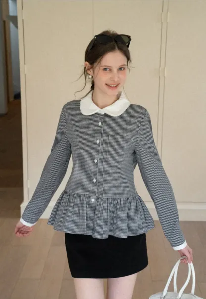 Elegant High Waist Mini Skirt with Belt Detail