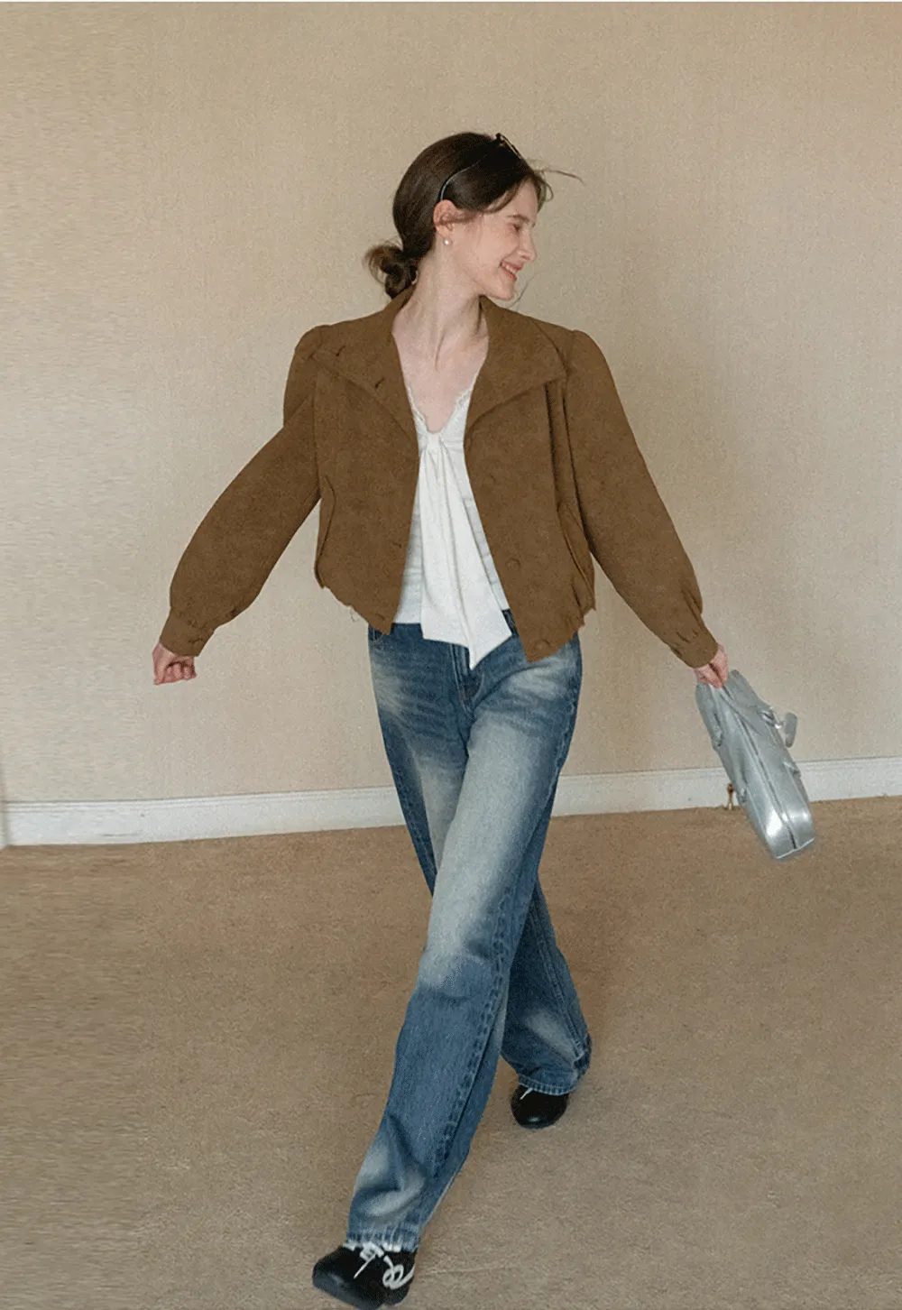 Elegant V Neck Long Sleeve Top with Bow Detail