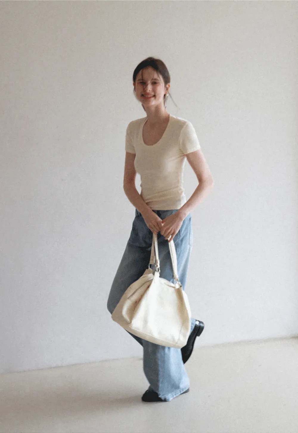 Wide leg high waist denim jeans with belt