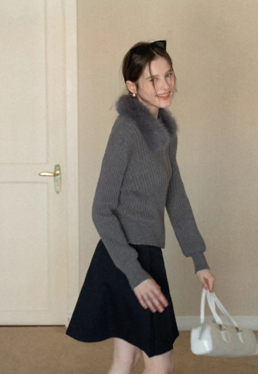 Elegant pleated midi skirt with high waist design