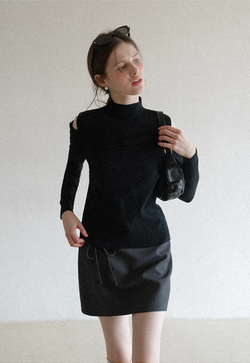 A-line mini skirt with front zipper closure