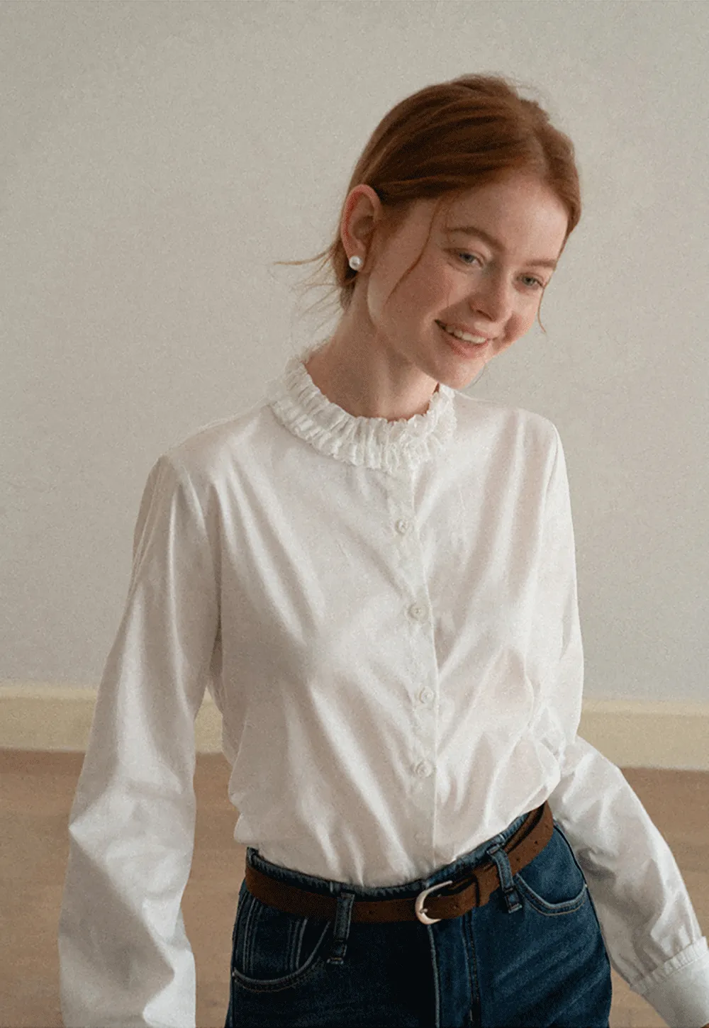 Elegant Blouse with Ruffled Collar and Cuffs