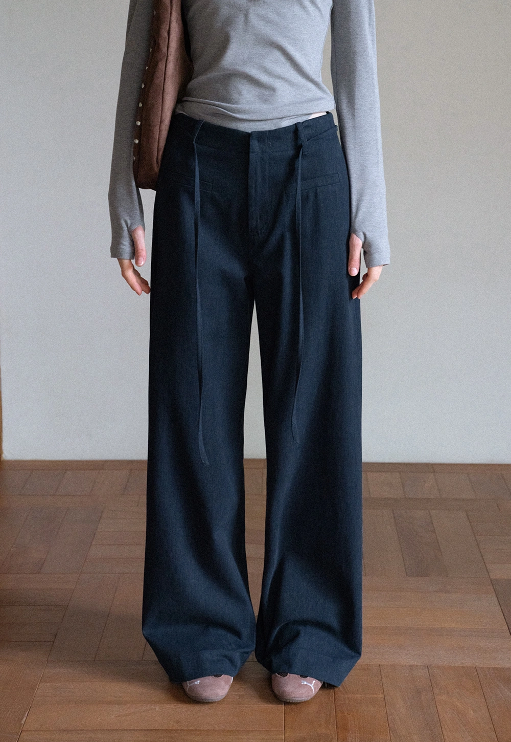 ersatile Wide Leg Pants with High Waist and Belt Detail