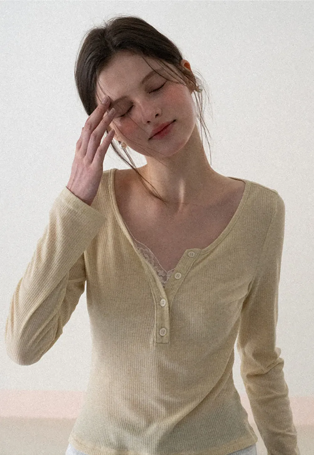 Long sleeve ribbed crop top with square neckline