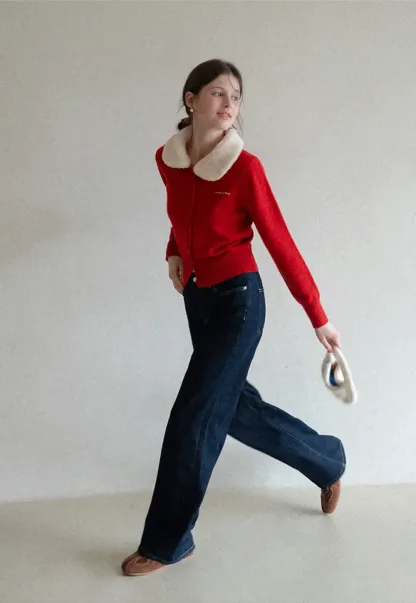 Soft Collar Knit Cardigan with Embroidery Design