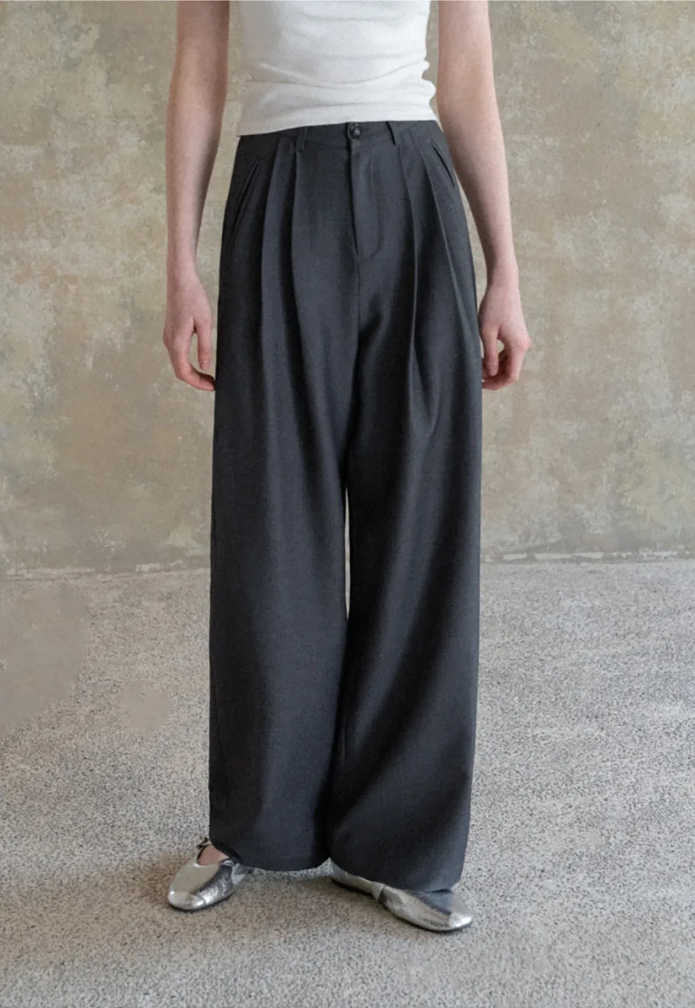 Wide Leg Pleated Casual Pants