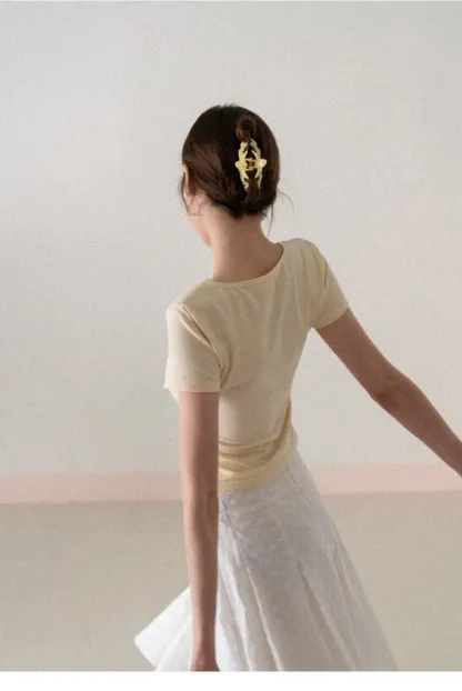 Short Sleeve T Shirt with Round Neck