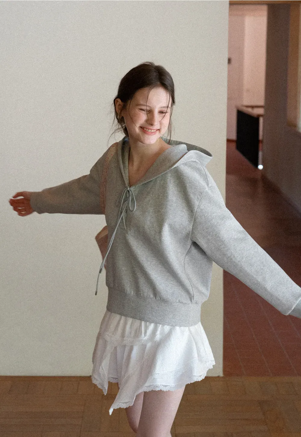 Hoodie with drawstring neckline and long sleeves