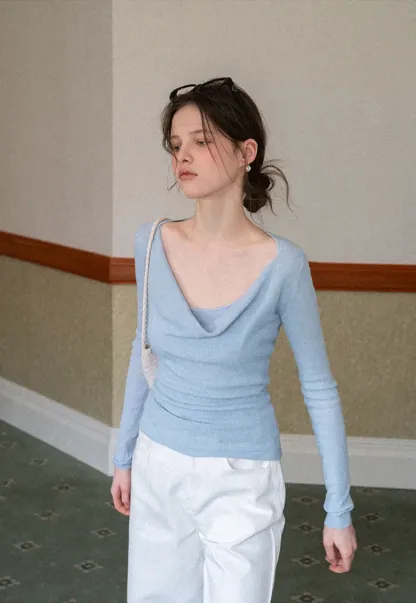 Woolen knit sweater and tank top