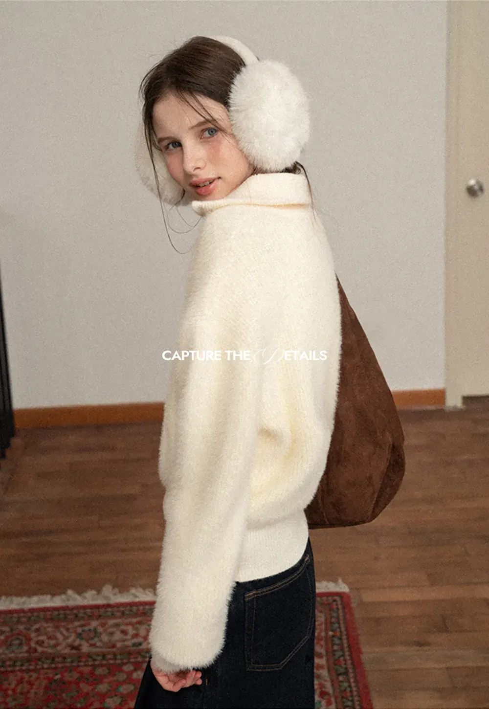 Elegant Knit Sweater with Polo Collar Design