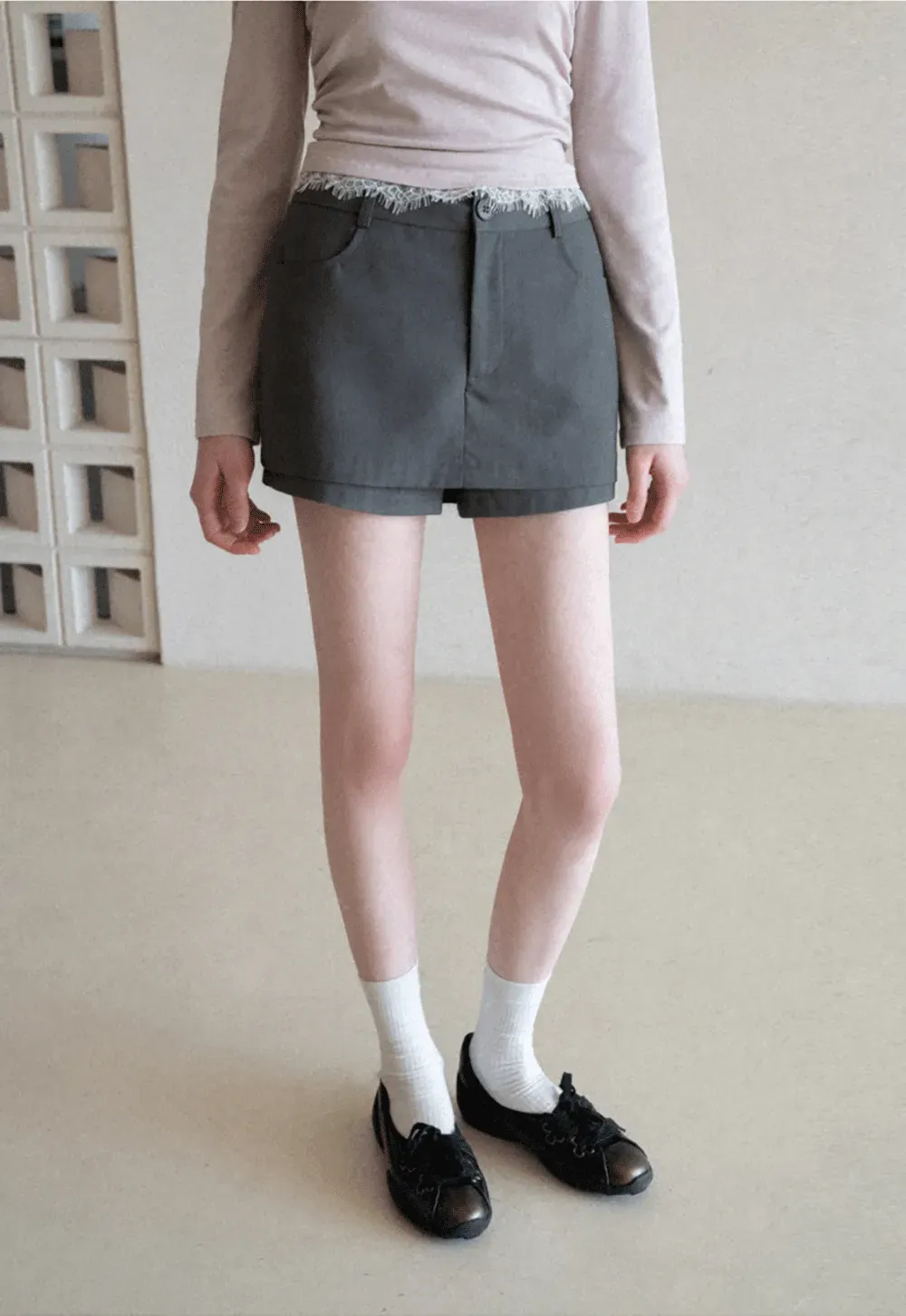 High waist tailored shorts with lace trim