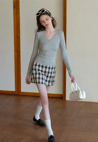 Long sleeve crew neck t shirt with fitted cut