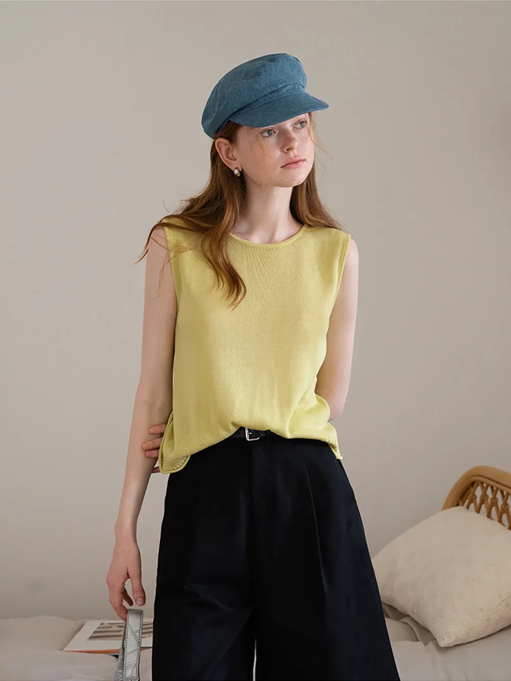 Women's Sleeveless Knit Tank Top