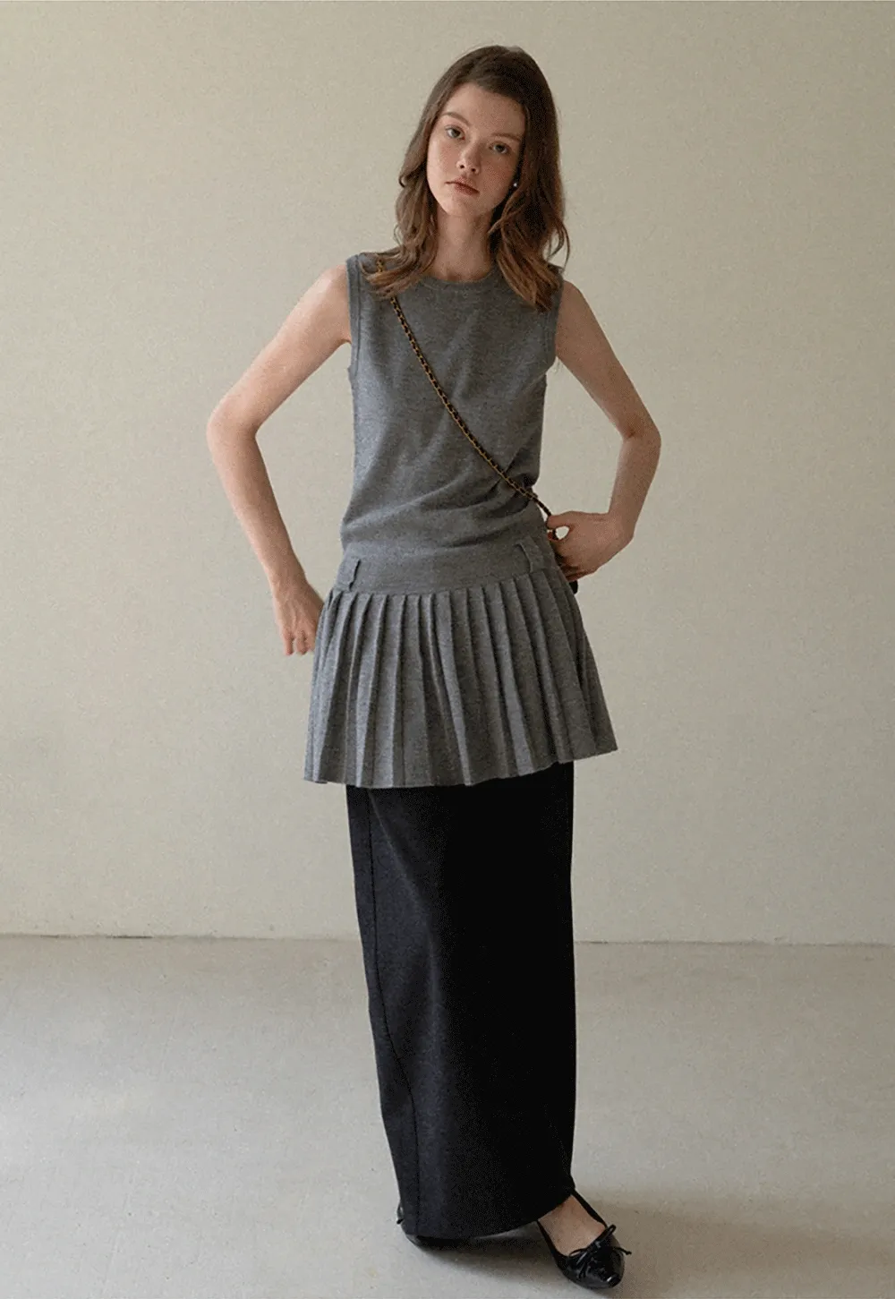 Elegant Pleated Skirt Dress with Knit Cardigan