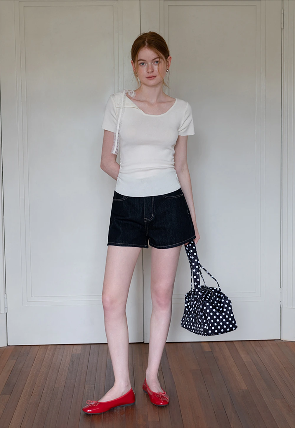 One Shoulder Lace Bow Knit Top