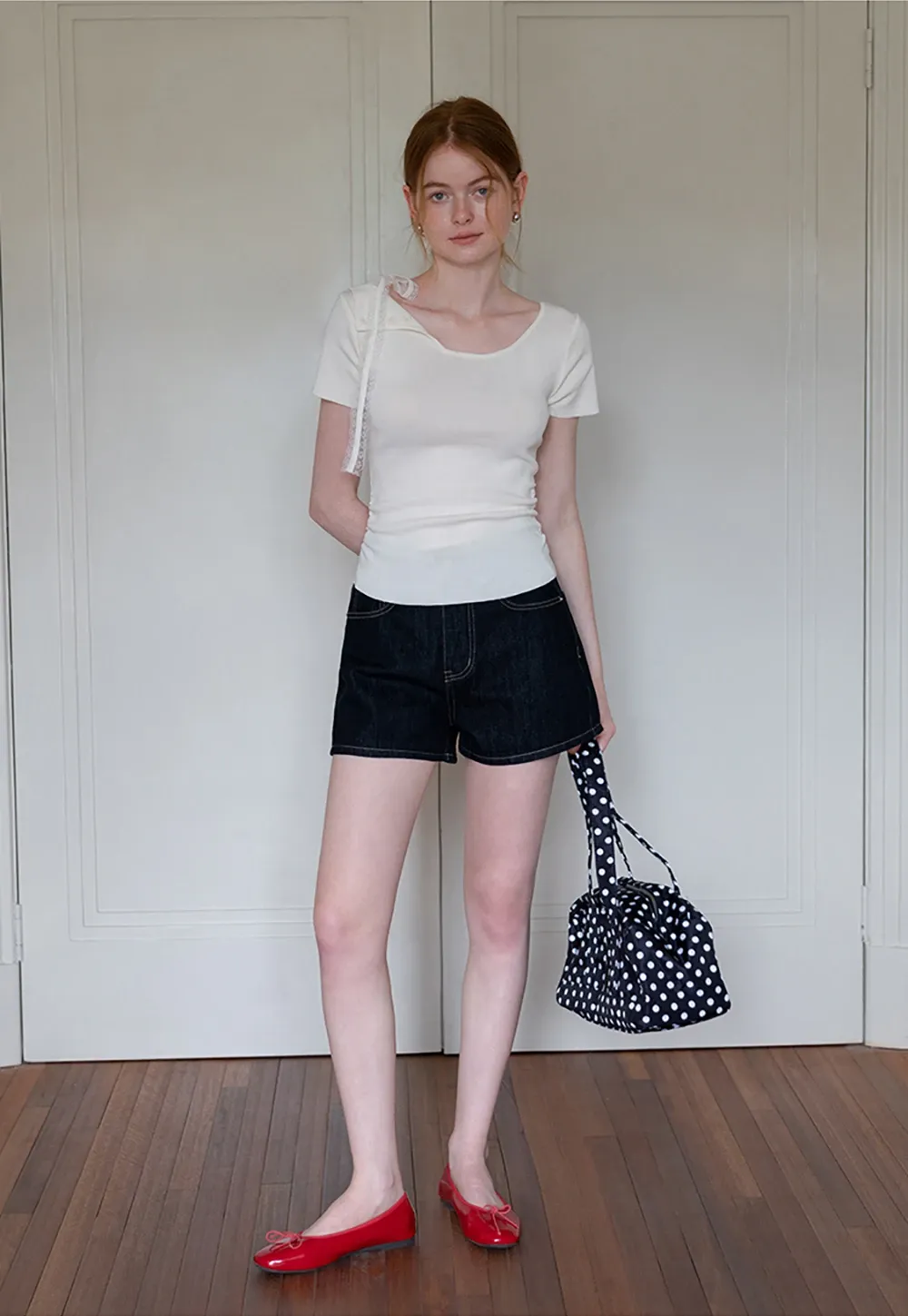 One Shoulder Lace Bow Knit Top