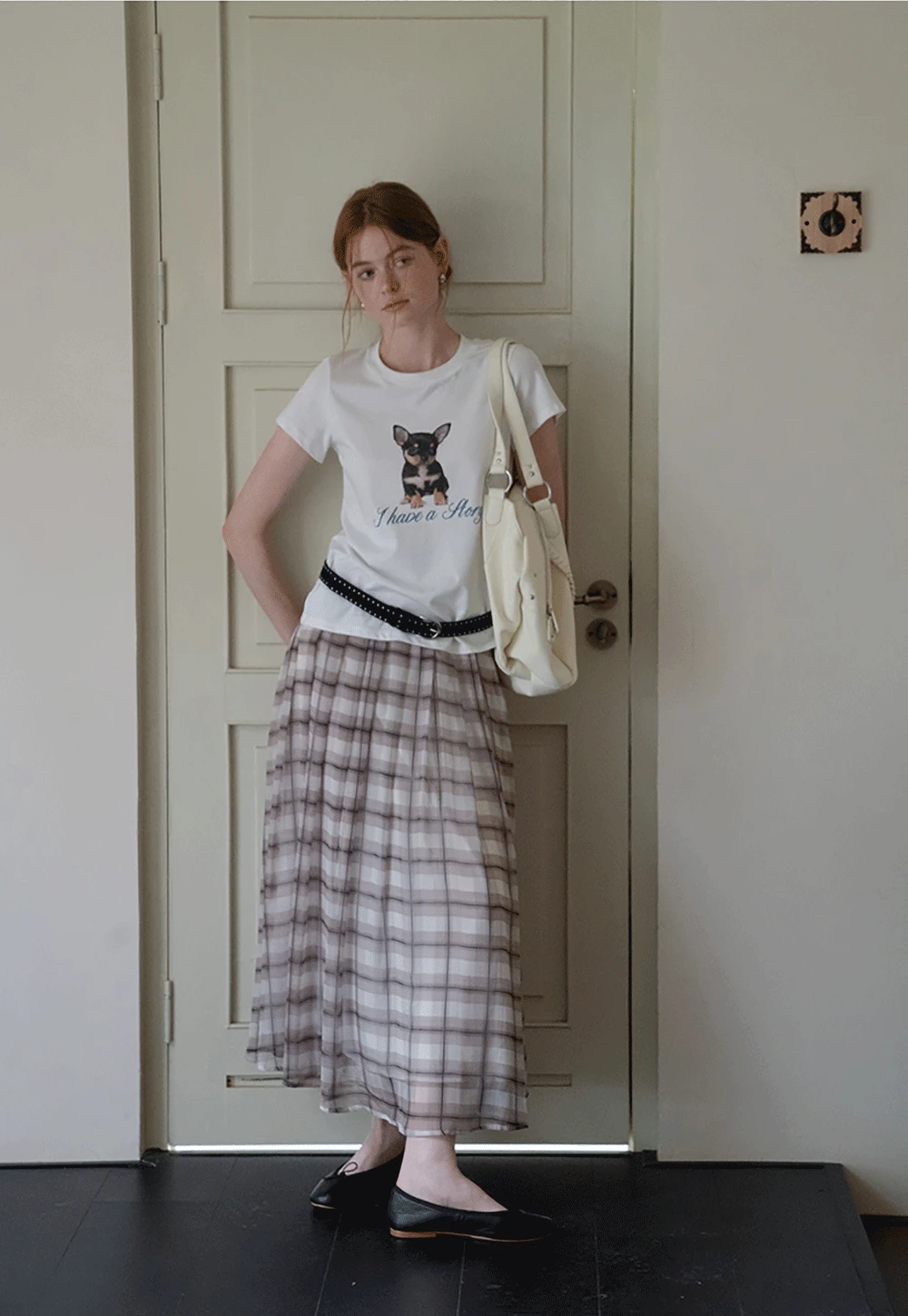 Artistic Dog Graphic Fitted Tee