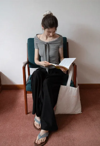 Pleated Wide-Leg Trousers