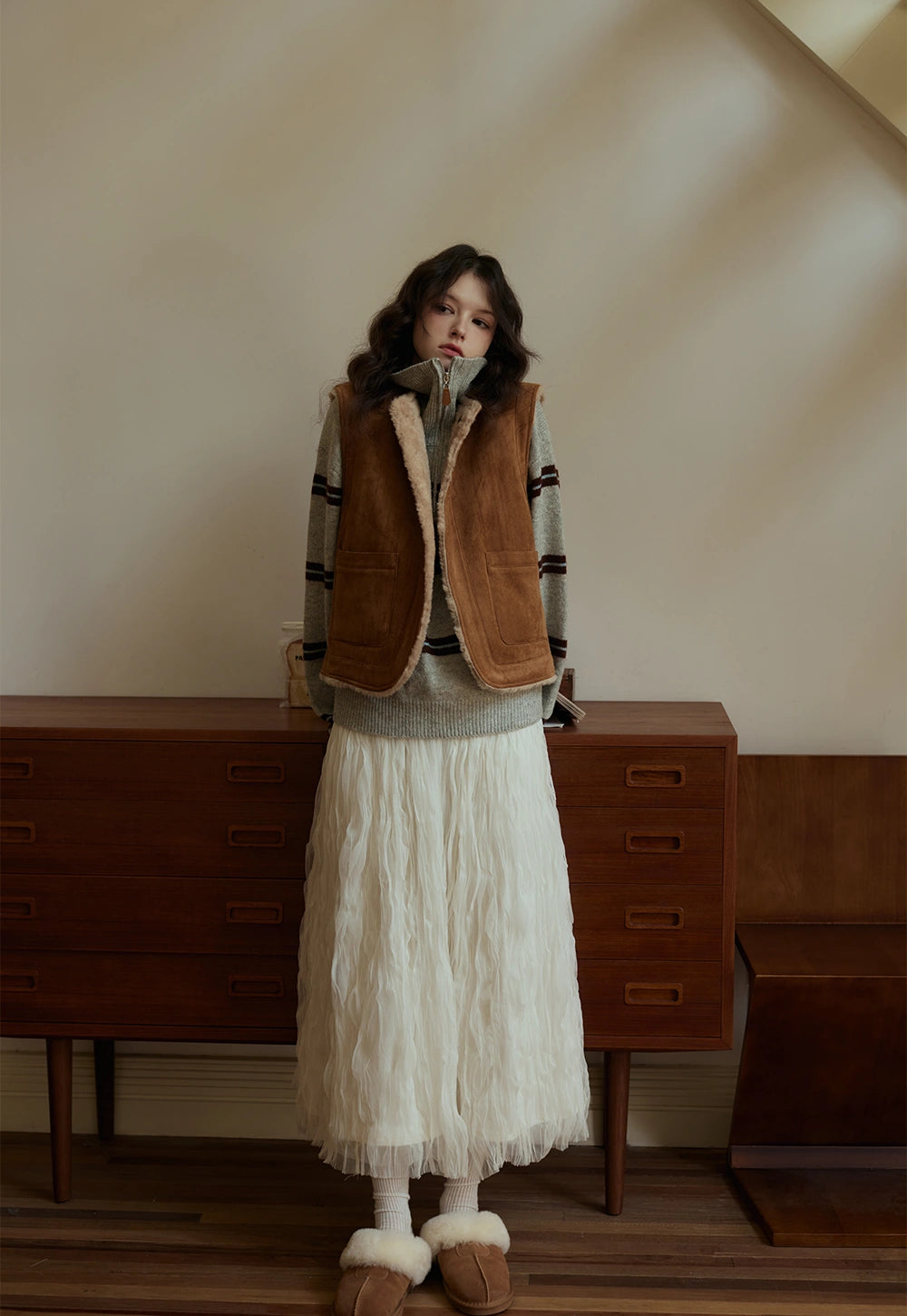 Women's Faux Shearling Lined Faux Suede Vest – EGGKA